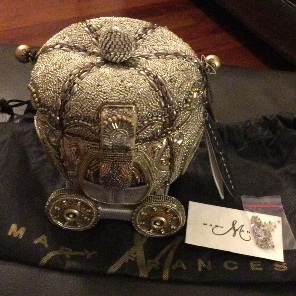NWT Mary Frances “Before Midnight“ purse